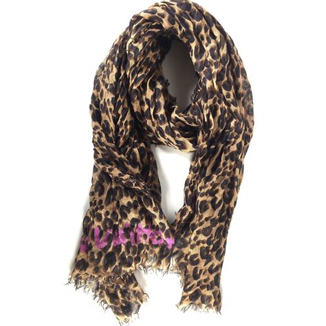 louis vuitton lv leopard print stole scarf brown|Louis Vuitton leopard stole s00.